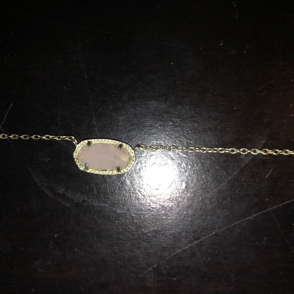 Kendra Scott necklace In rose quartz